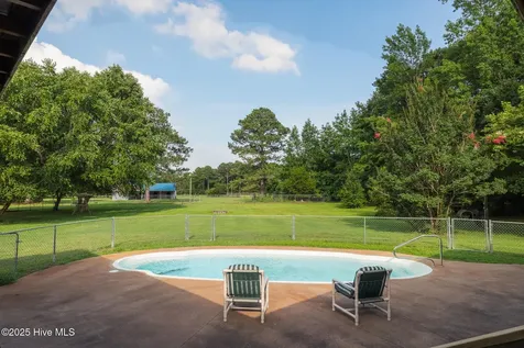 161 Howard Lane Swansboro NC 28584