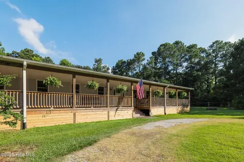 161 Howard Lane Swansboro NC 28584