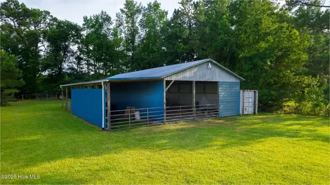 161 Howard Lane Swansboro NC 28584