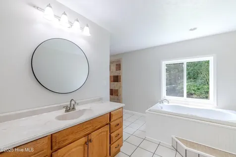 161 Howard Lane Swansboro NC 28584