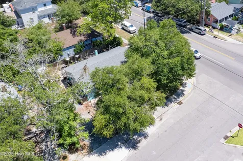102 W Brown Street Southport NC 28461