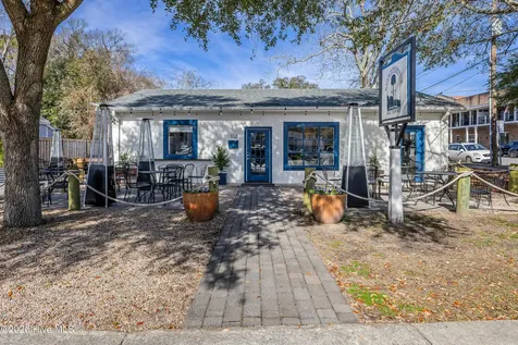 102 W Brown Street Southport NC 28461