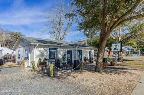 102 W Brown Street Southport NC 28461