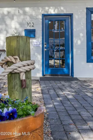 102 W Brown Street Southport NC 28461