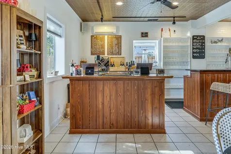 102 W Brown Street Southport NC 28461