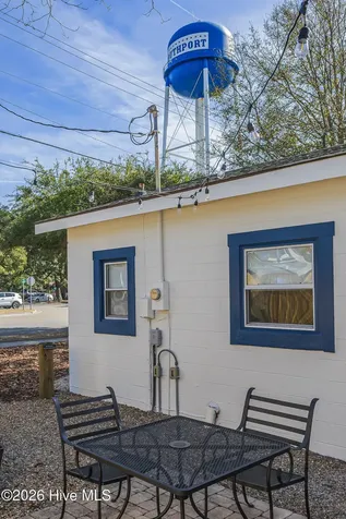 102 W Brown Street Southport NC 28461