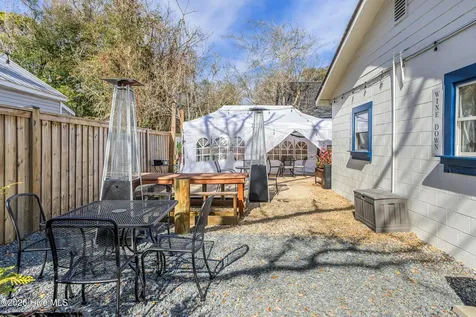 102 W Brown Street Southport NC 28461