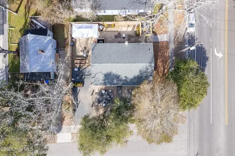 102 W Brown Street Southport NC 28461