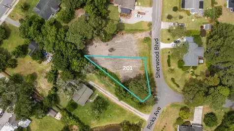 201 Sherwood Boulevard Beaufort NC 28516