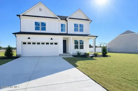 818 Fairway Road Ayden NC 28513