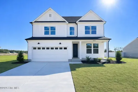 818 Fairway Road Ayden NC 28513