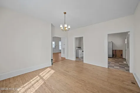 122 W 5th Street Washington NC 27889