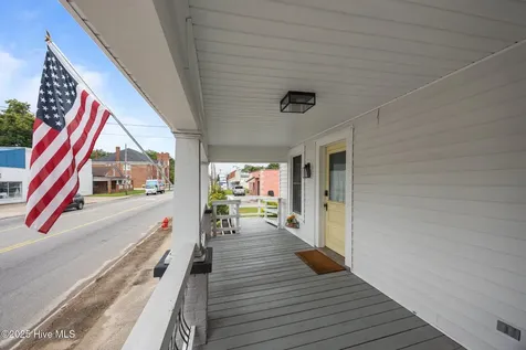 122 W 5th Street Washington NC 27889