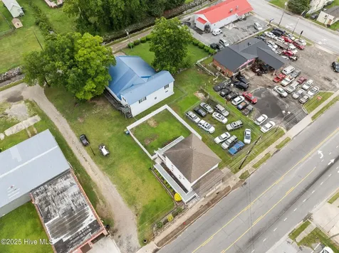 122 W 5th Street Washington NC 27889