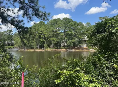 16 Overpeck Lane Pinehurst NC 28374