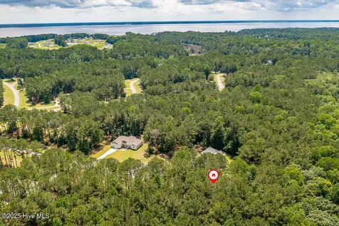 112 Chickory Lane Minnesott Beach NC 28510
