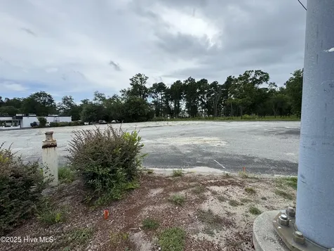 2726 Shipyard Boulevard Wilmington NC 28403