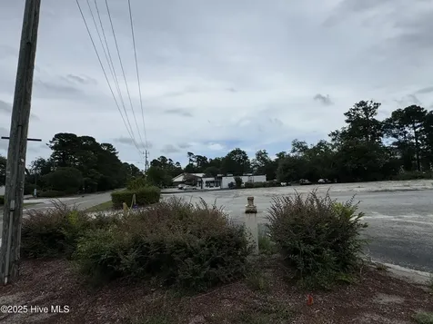 2726 Shipyard Boulevard Wilmington NC 28403