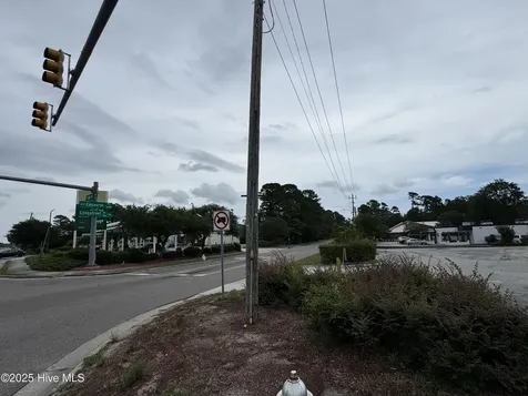 2726 Shipyard Boulevard Wilmington NC 28403