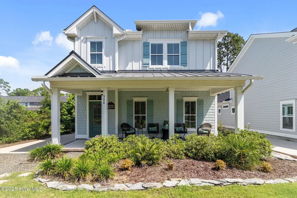 304 W 11th Street Southport NC 28461