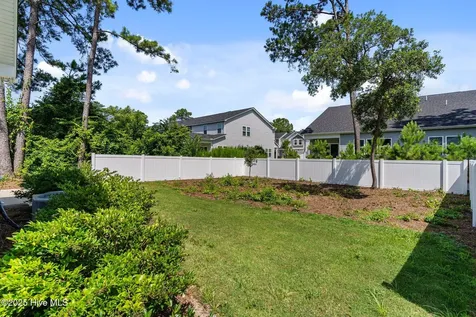 304 W 11th Street Southport NC 28461