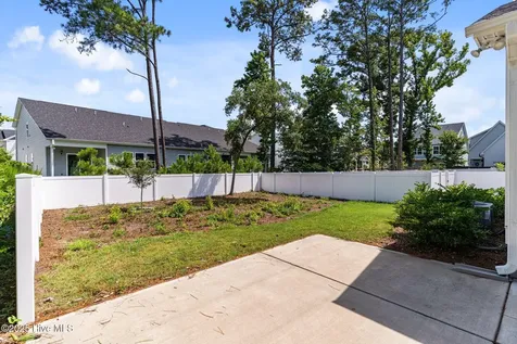 304 W 11th Street Southport NC 28461