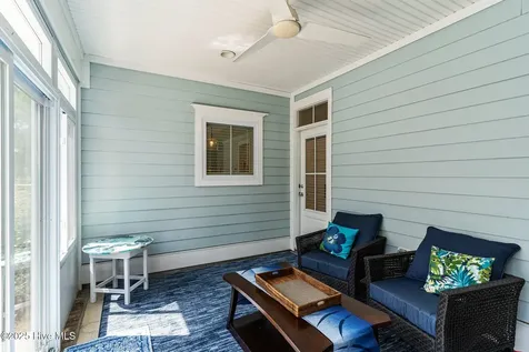 304 W 11th Street Southport NC 28461