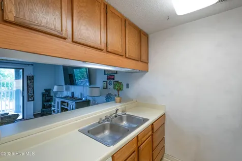 200 S Lake Park Boulevard S Carolina Beach NC 28428