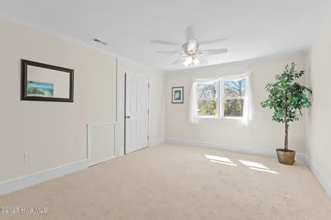 1041 Highway 101 Beaufort NC 28516