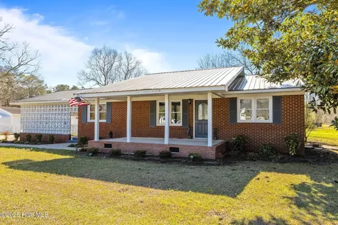 1041 Highway 101 Beaufort NC 28516