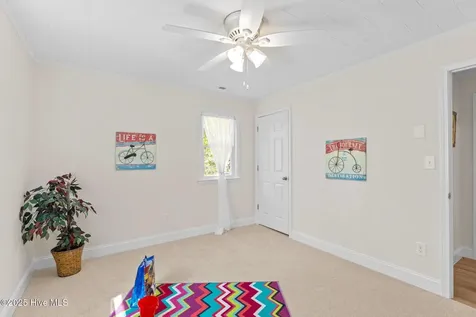 1041 Highway 101 Beaufort NC 28516