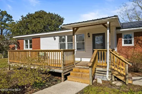 1041 Highway 101 Beaufort NC 28516