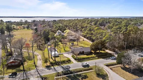 1041 Highway 101 Beaufort NC 28516