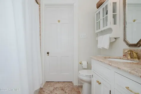 117 Blount Street Edenton NC 27932