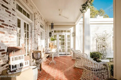 117 Blount Street Edenton NC 27932