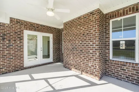 1159 Turnata Drive SE Bolivia NC 28422