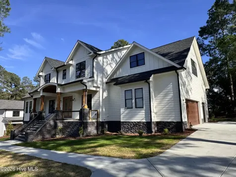 730 Diamondhead Drive S Pinehurst NC 28374