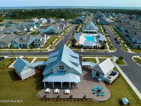 503 Swan Court Beaufort NC 28516