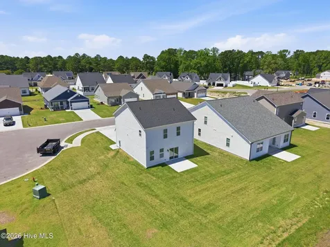 1033 Seven Iron Drive Ayden NC 28513