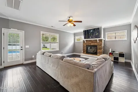 507 Walkens Woods Lane Jacksonville NC 28546