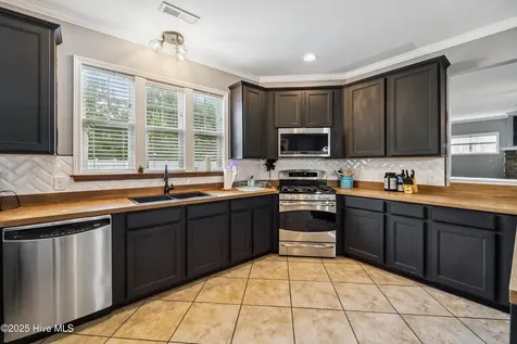 507 Walkens Woods Lane Jacksonville NC 28546