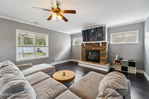 507 Walkens Woods Lane Jacksonville NC 28546