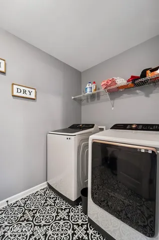 507 Walkens Woods Lane Jacksonville NC 28546