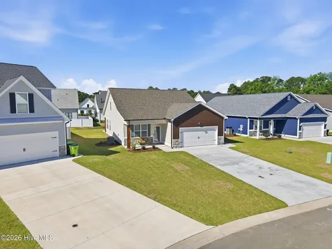 1032 Seven Iron Drive Ayden NC 28513