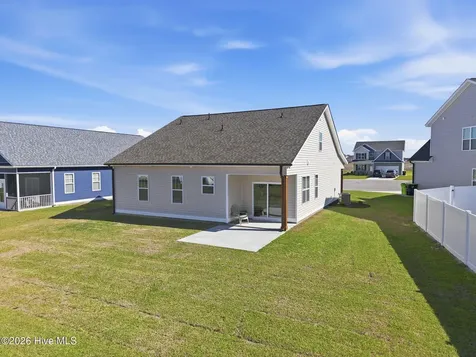 1032 Seven Iron Drive Ayden NC 28513