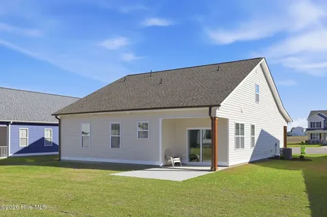 1032 Seven Iron Drive Ayden NC 28513