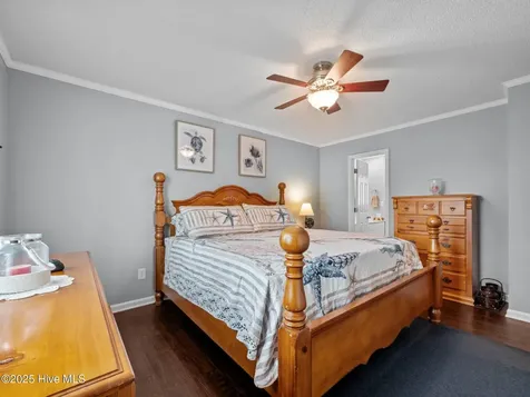 803 Wood Creek Drive Hubert NC 28539