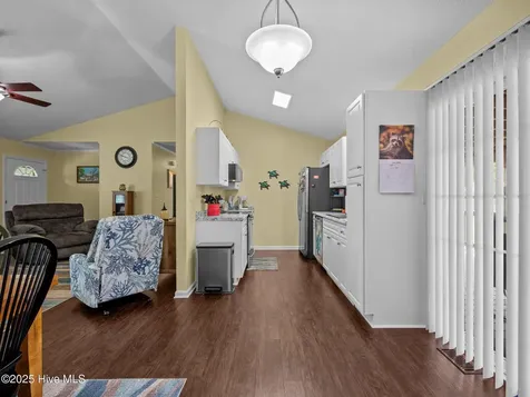 803 Wood Creek Drive Hubert NC 28539