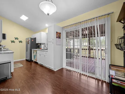 803 Wood Creek Drive Hubert NC 28539
