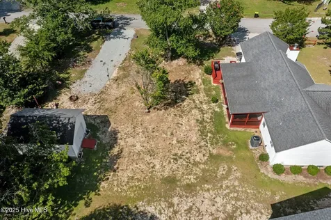 803 Wood Creek Drive Hubert NC 28539